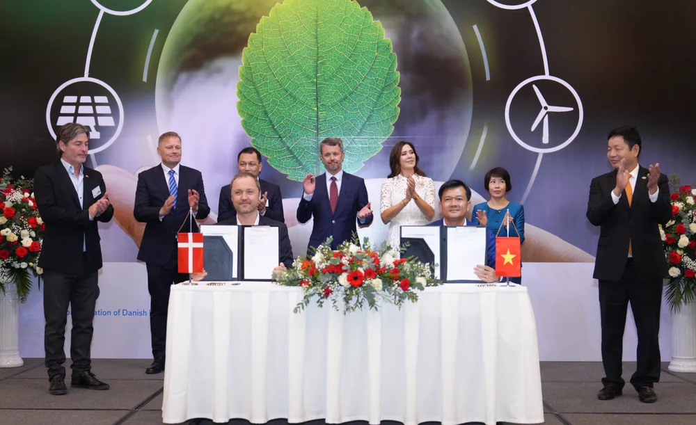 Lễ ký kết hợp tác giữa FPT Software và Julie Sandlau