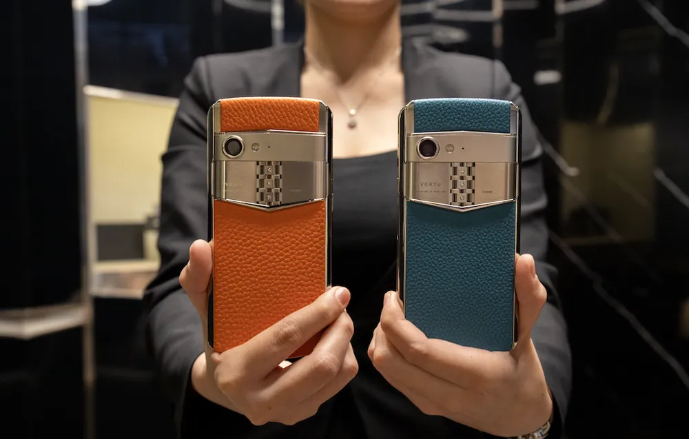 Aster P là dòng sản phẩm Vertu bán chạy nhất tại Di Động Việt