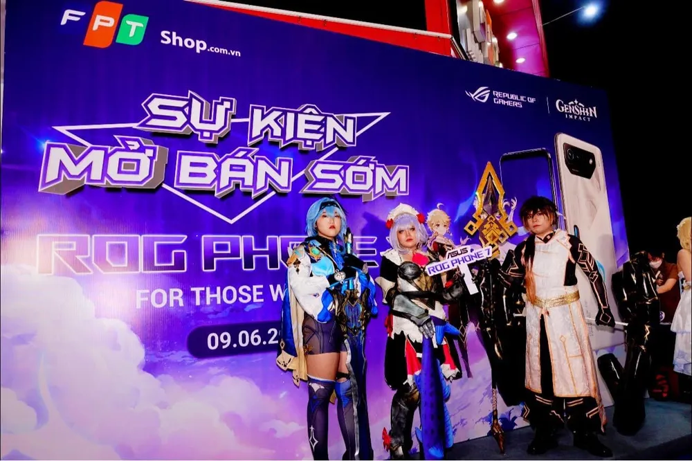 Các Cosplayer xuất hiện với tạo hình ấn tượng tại sự kiện mở bán sớm Asus ROG Phone 7 Các Cosplayer xuất hiện với tạo hình ấn tượng tại sự kiện mở bán sớm Asus ROG Phone 7
