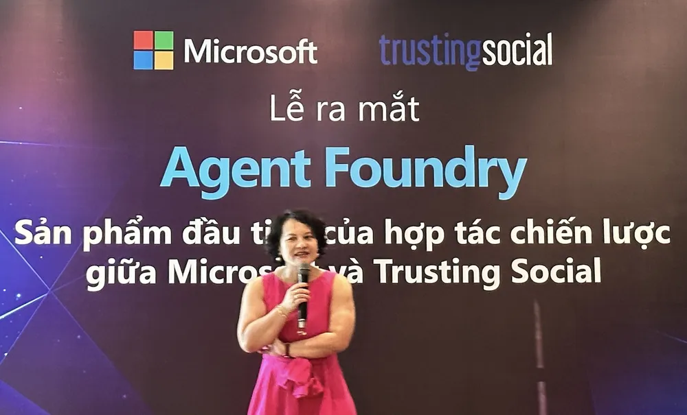 Bà Nguyễn Quỳnh Trâm, Tổng Giám đốc Microsoft Việt Nam phát biểu