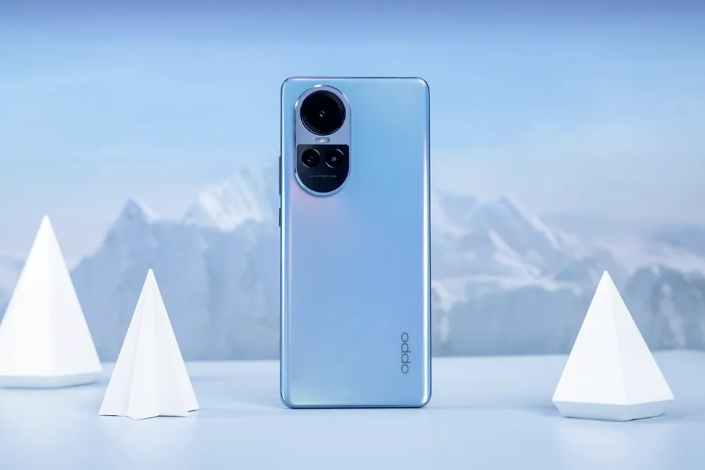 Reno10 5G phiên bản màu Xanh Băng Tuyết Reno10 5G phiên bản màu Xanh Băng Tuyết