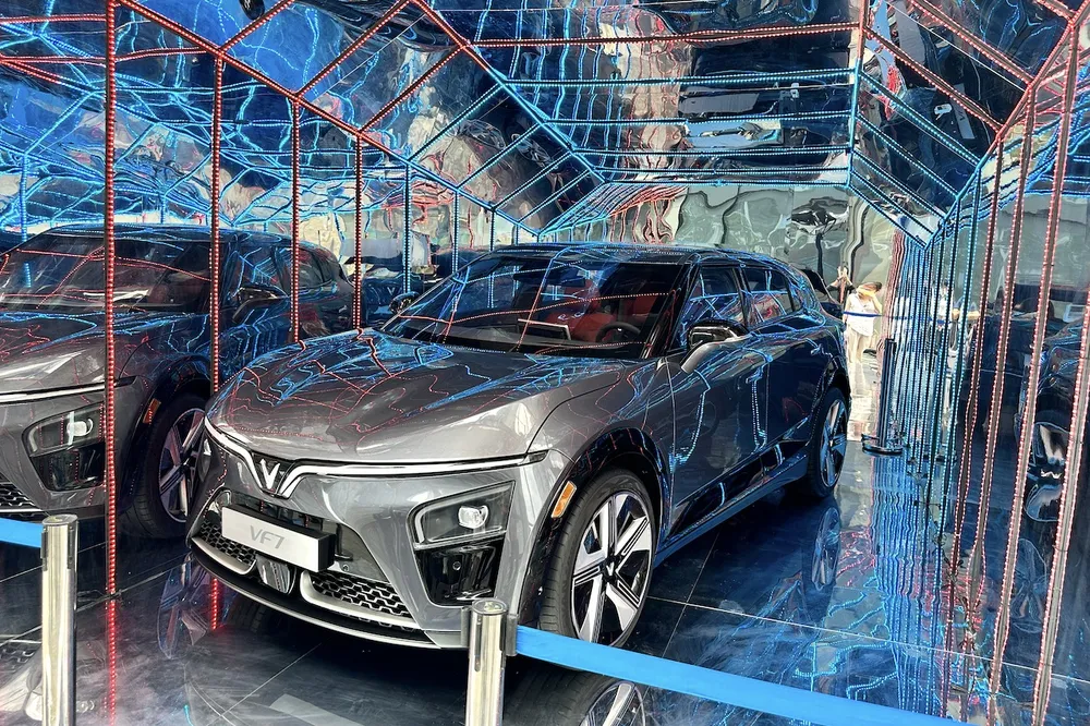 Chiếc ô tô điện VF7, một sản phẩm người dùng mong chờ Chiếc ô tô điện VF7, một sản phẩm người dùng mong chờ