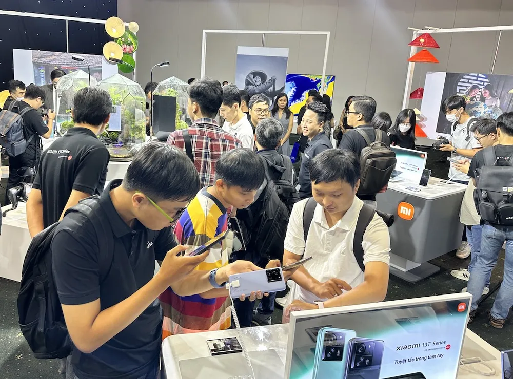 Người dùng trải nghiệm Xiaomi 13T Series