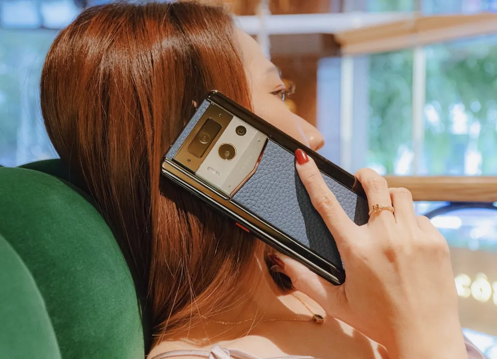 Metavertu 2 là chiếc điện thoại đang được ưa chuộng tại thị trường Việt Nam.