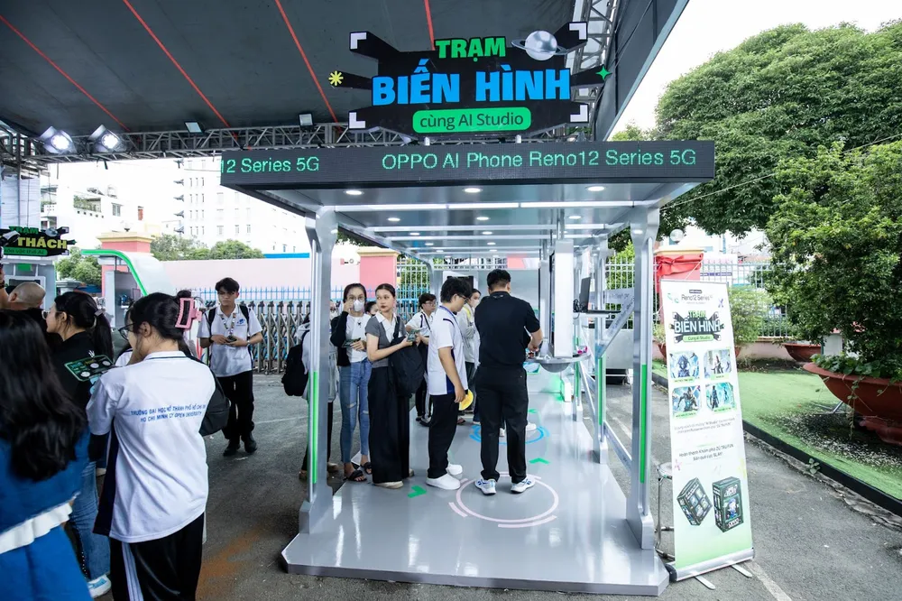 Trạm biến hình mô phỏng tính năng AI studio độc đáo trên Reno12 Series