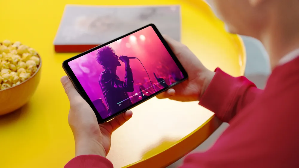 Lenovo Tab One_Long Streaming with 5100mAh battery.jpg