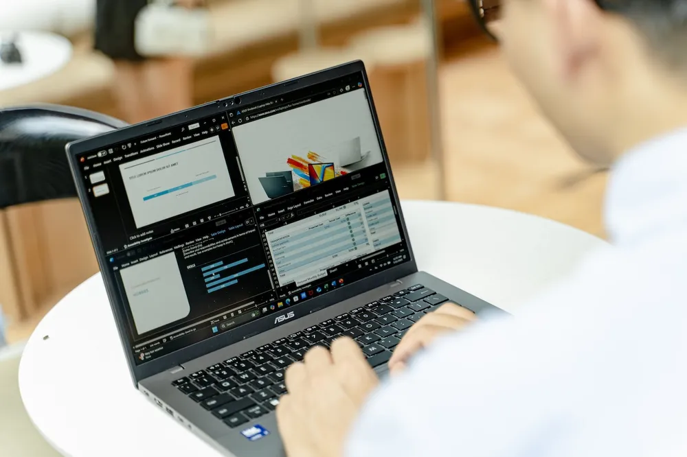 ASUS với Vivobook S14 thích hợp với người làm việc năng động