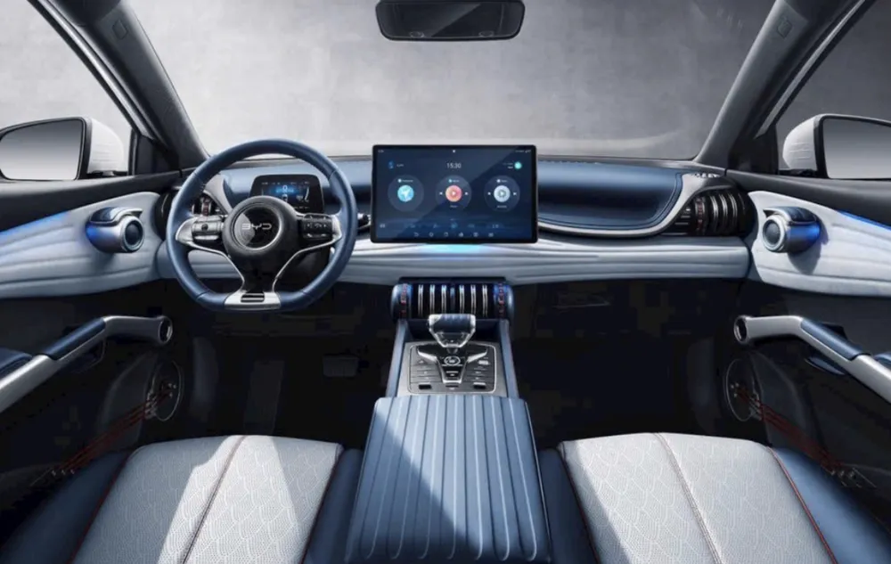 Thiết kế buồng lái của BYD Atto 3 sang trọng và hiện đại
