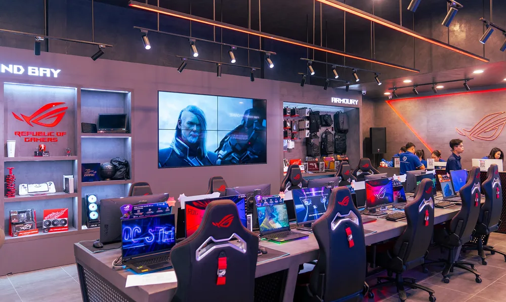 ROG Exclusive Store (7).jpg