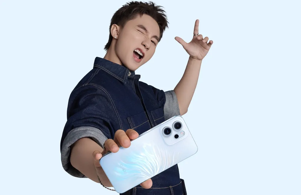 OPPO Reno14 Series cùng Sơn Tùng M-TP tạo nên sức nóng thị trường di động