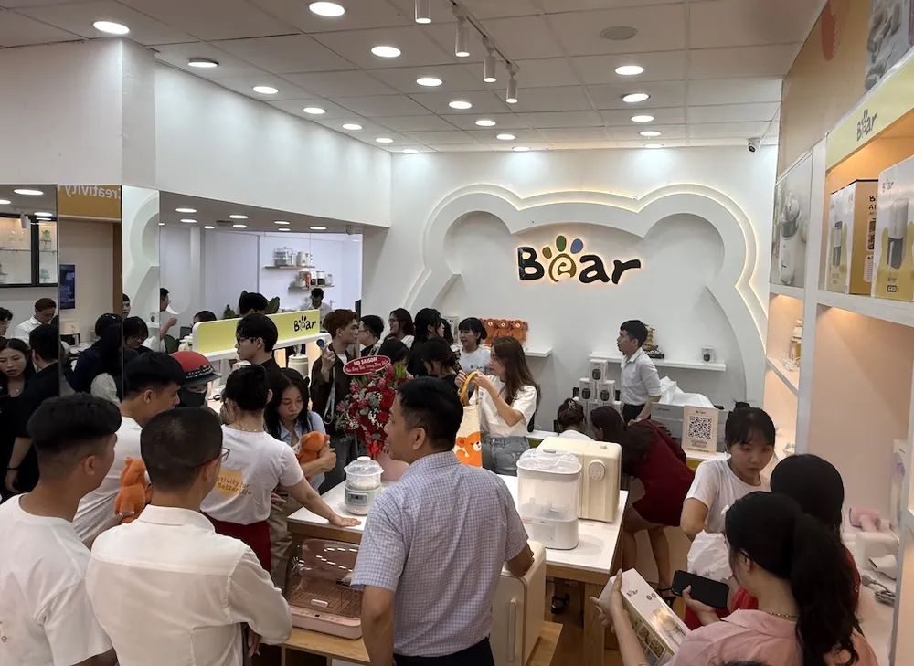 Bear khai trương brandshop chính hãng đầu tiên tại Việt Nam
