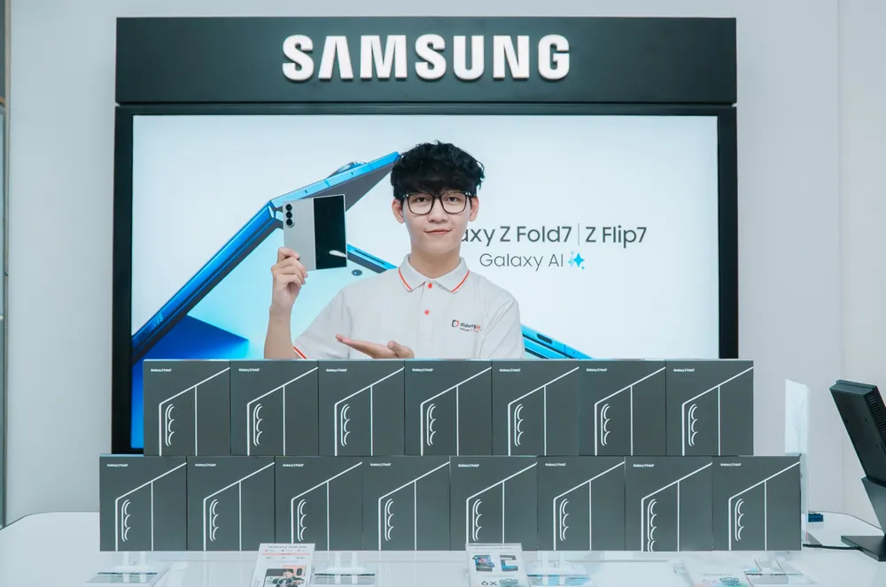 Các sản phẩm Samsung đang có giá tốt tại Di Động Việt.