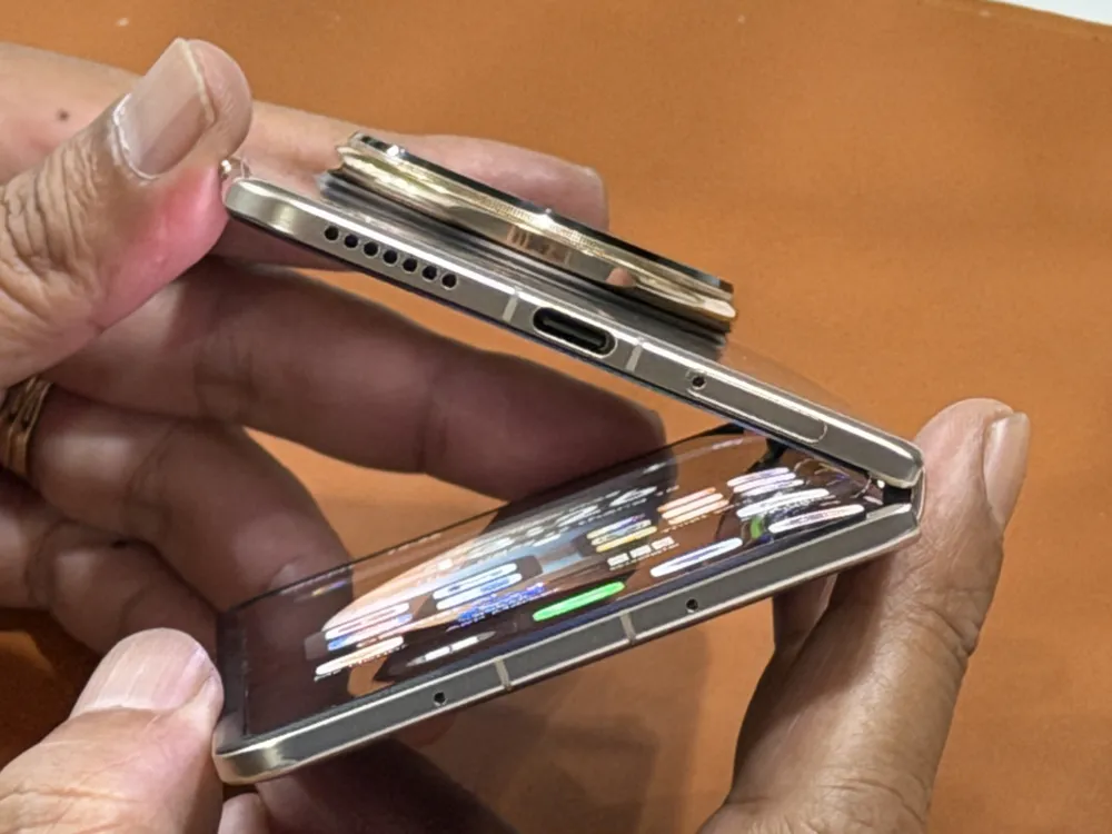 HONOR Magic V5 mang lại cảm giác sử dụng mới mẻ trong thế giới điện thoại gập