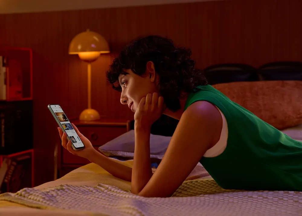 REDMI 15 5G_Eye care.jpg