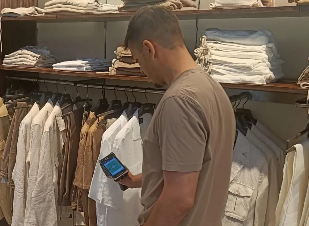 Giải pháp RFID của Zebra Technologies được ứng dụng tại Boggi Milano