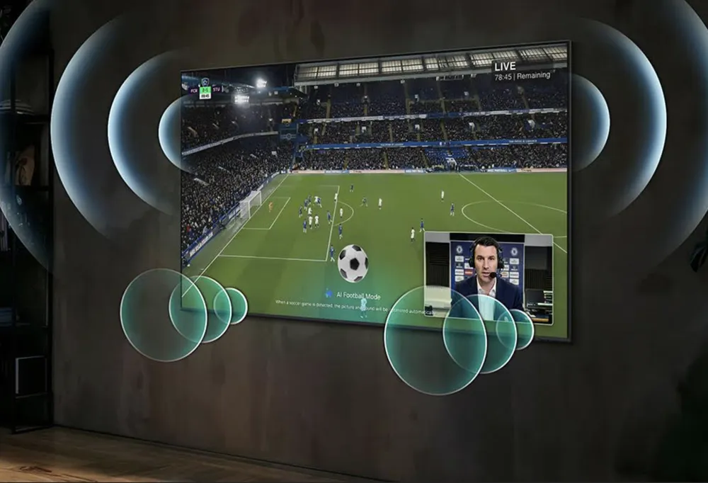 Với TV Samsung mới, Chế độ Bóng đá AI Pro mang đến trải nghiệm theo dõi trận đấu sống động hơn khi tự động nhận diện các tình huống trên sân...