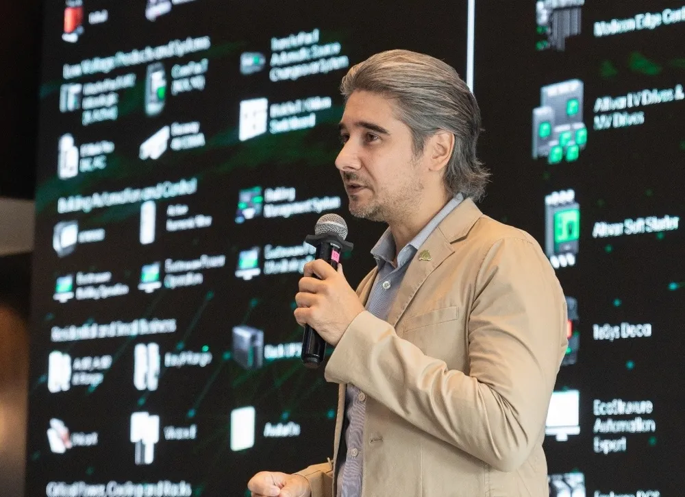 Ông Pavel Rvachev, Giám đốc Dịch vụ, Schneider Electric Việt Nam và Campuchia.jpg