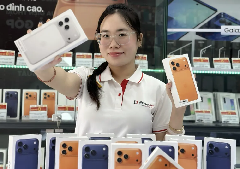 iPhone 17 Pro Max là sản phẩm duy trì sức bán ổn định sau nhiều tháng ra mắt.