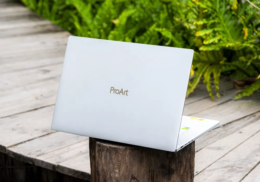 ASUS ProArt P16 vẫn duy trì tính cơ động cao của dòng laptop ProArt