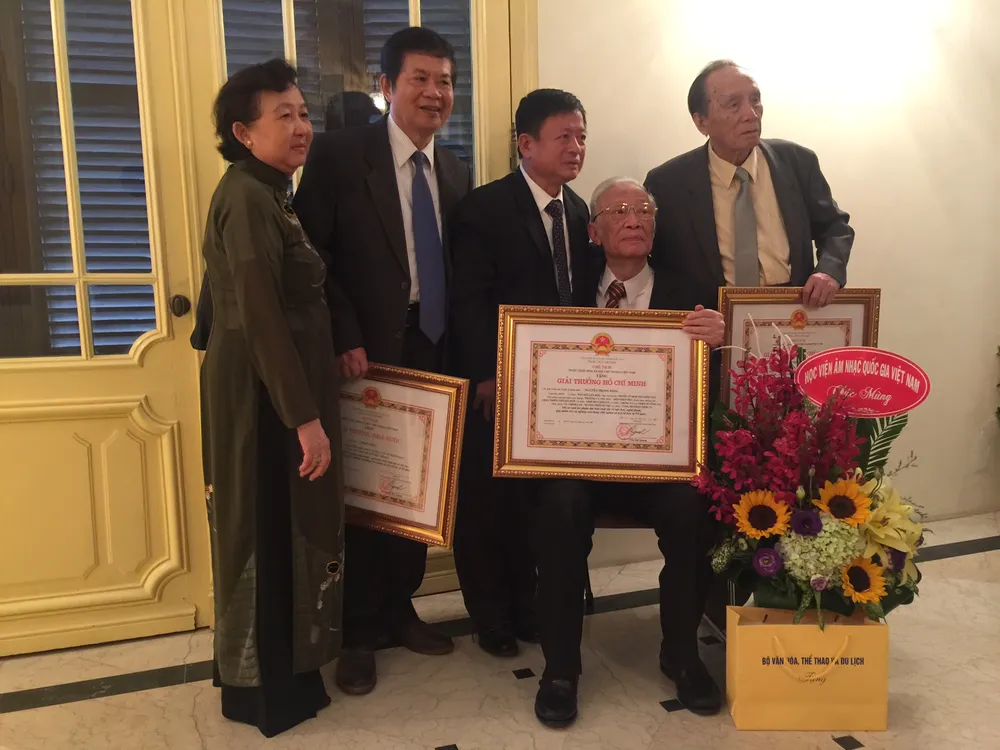 Trao Giải thưởng Hồ Chí Minh về Văn học nghệ thuật ảnh 1