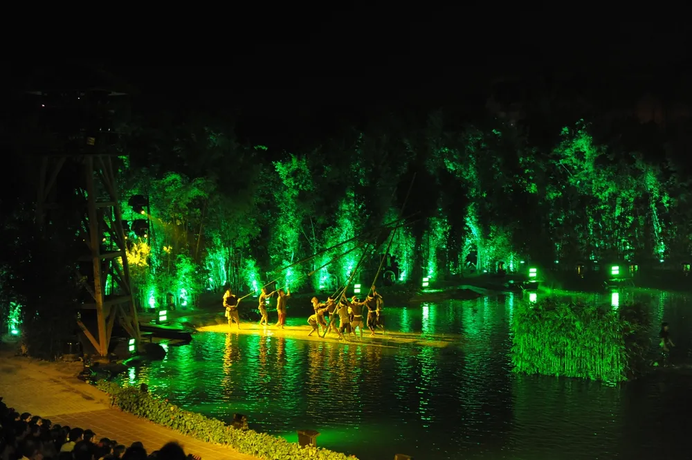 150 nông dân tham gia vở diễn thực cảnh đầu tiên tại Việt Nam ảnh 1