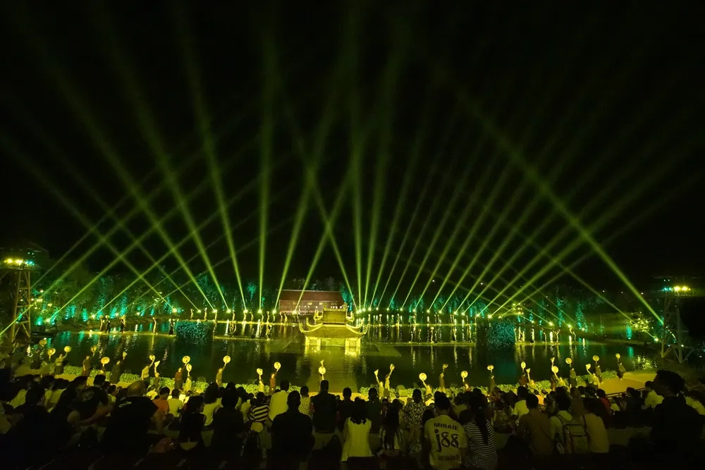 150 nông dân tham gia vở diễn thực cảnh đầu tiên tại Việt Nam ảnh 2