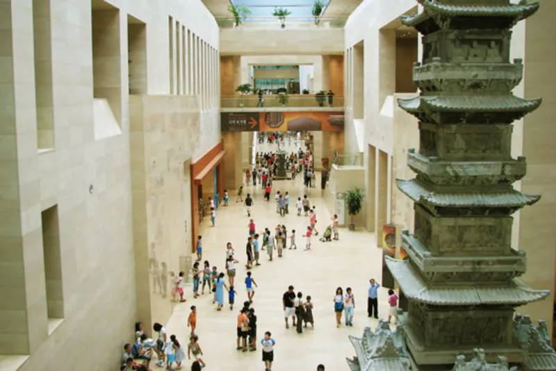 Ngỡ ngàng trước một trong những bảo tàng đông khách nhất thế giới ảnh 4