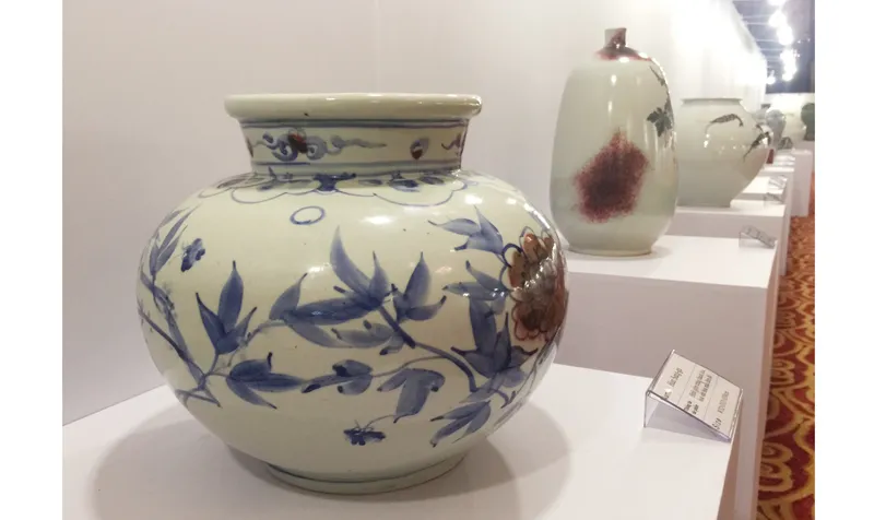 Ngỡ ngàng với các tác phẩm gốm sứ truyền thống của Hàn Quốc