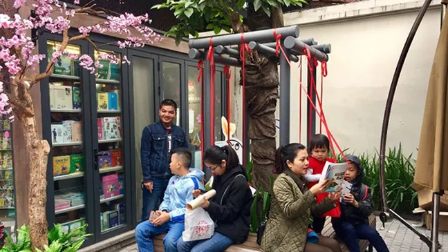 Rộn ràng Phố sách Hà Nội khai xuân ảnh 3