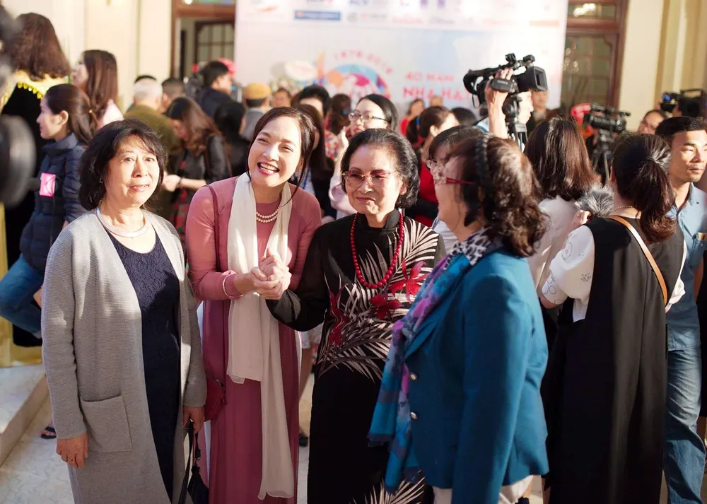 Phó Thủ tướng Vũ Đức Đam: Nhà hát Tuổi trẻ luôn đi đầu trong sáng tạo nghệ thuật ảnh 2