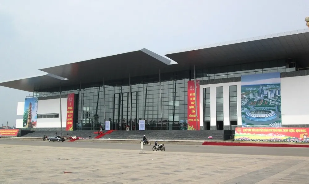 Nhà hát đầu tư gần 800 tỷ đồng ở Vĩnh Phúc thưa vắng sự kiện