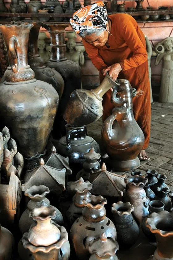 Trình UNESCO hồ sơ “Nghệ thuật xòe Thái” và “Nghệ thuật làm gốm của người Chăm” ảnh 1