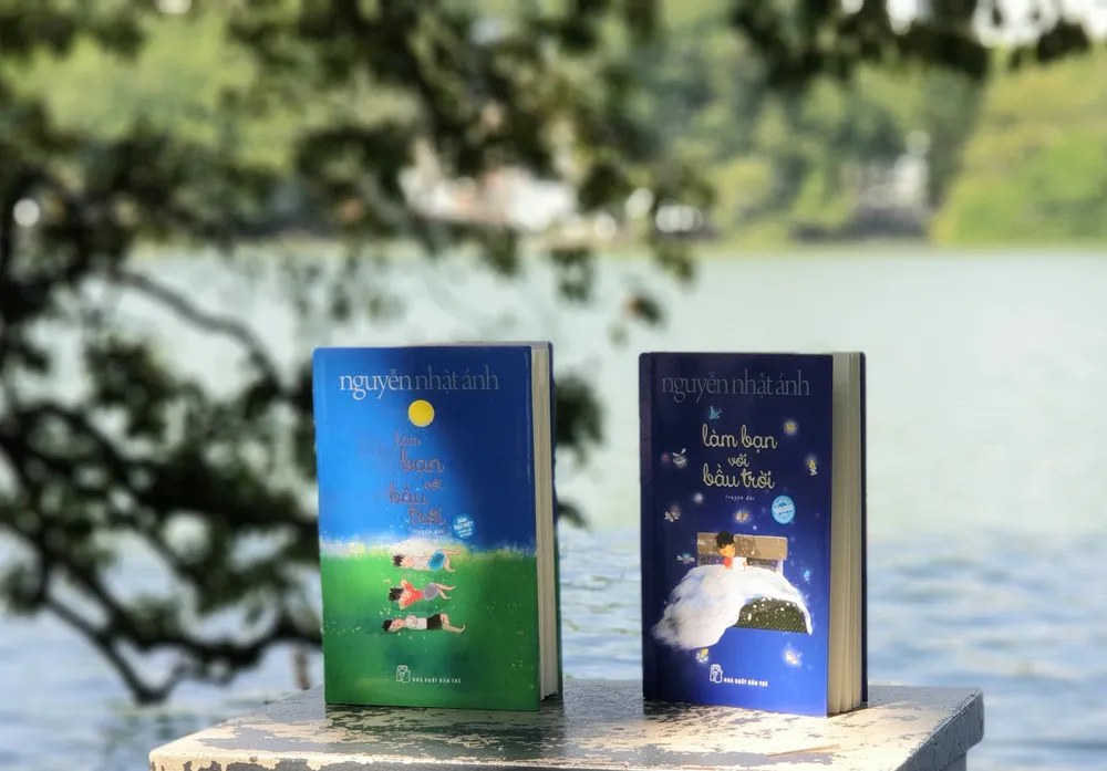 Hàng nghìn bạn đọc Hà Nội say sưa “Làm bạn với bầu trời” ảnh 6