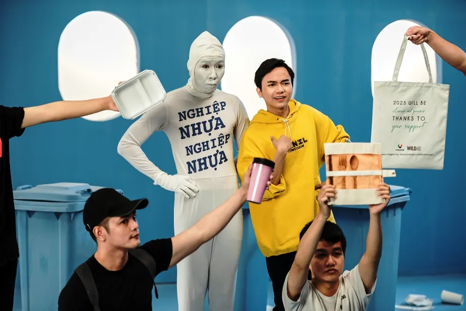 Nghệ sĩ Việt lan toả thông điệp nói không với nhựa một lần ảnh 2