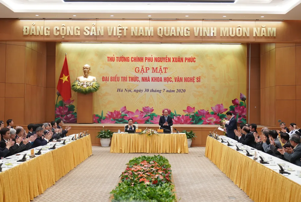 Con người và tri thức là tài nguyên quý giá, quan trọng nhất để tạo nên giá trị của một dân tộc  