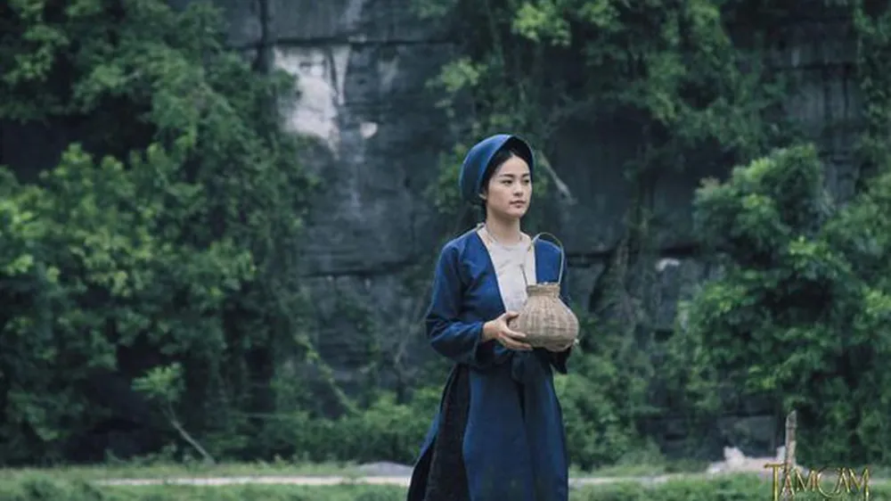 Khám phá chân dung các nhà tạo mẫu nổi tiếng trong Tuần Phim thời trang 2020 ảnh 1