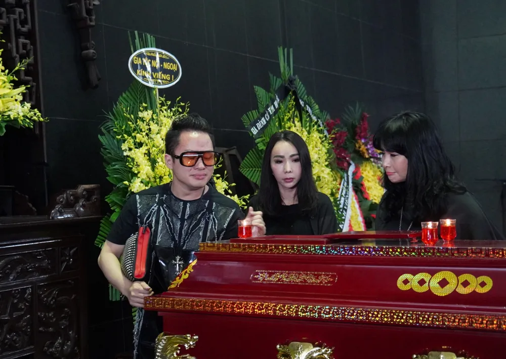 Nghẹn ngào đưa tiễn nhạc sĩ Phó Đức Phương về với đỉnh Phù vân mây trắng ảnh 3