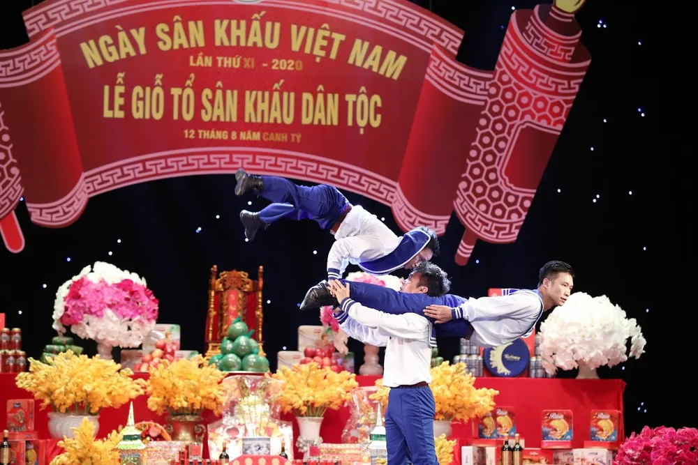 Đông đảo nghệ sĩ tham dự Giỗ Tổ sân khấu ảnh 2