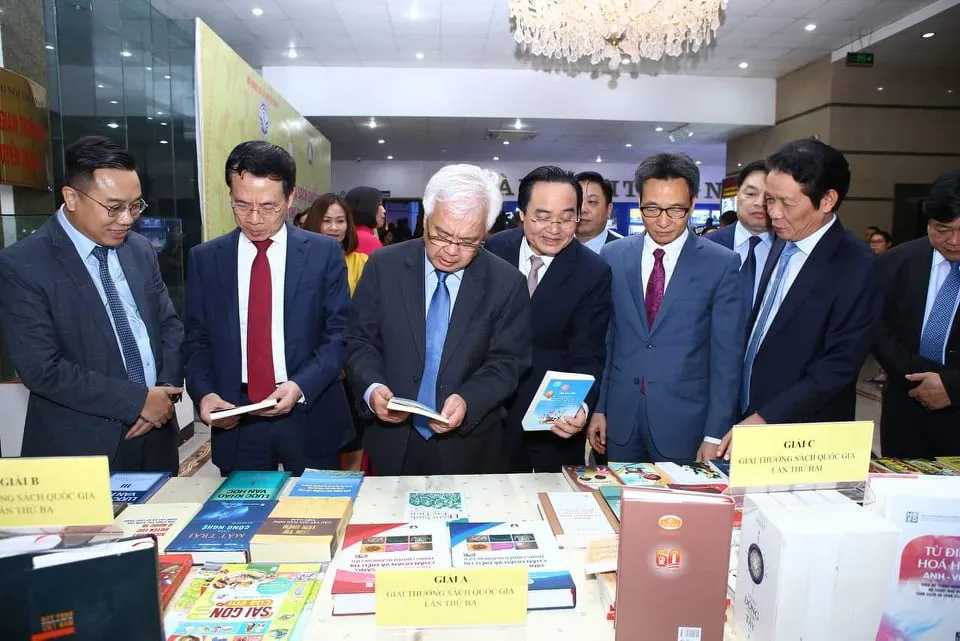 “Đoàn binh Tây Tiến” được trao giải A - Giải thưởng Sách Quốc gia lần thứ 3 ảnh 1