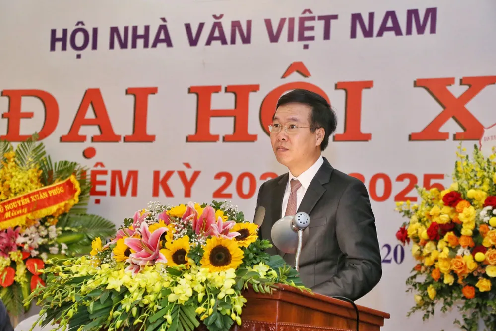 Đại hội Hội Nhà văn Việt Nam lần thứ 10: Tạo dựng những giá trị nhân văn mới cho xã hội thông qua văn học ảnh 1