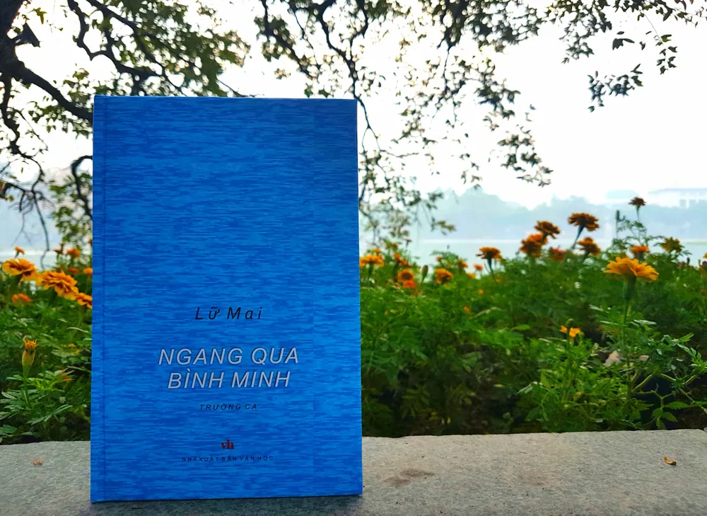 'Ngang qua bình minh' - trường ca về người lính biển