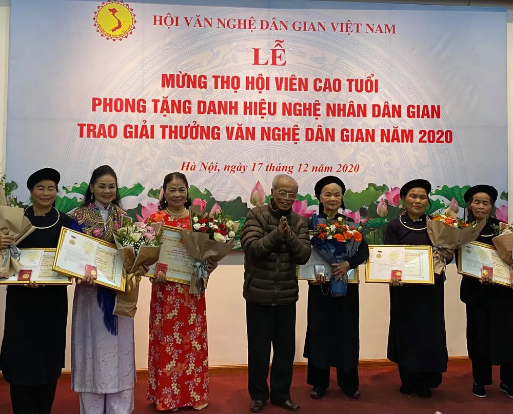Giải thưởng văn nghệ dân gian vẫn “đóng cửa” với y học cổ truyền  ảnh 1