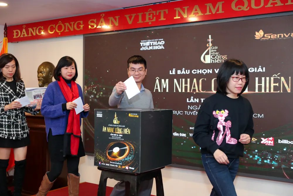 Rap Việt bùng nổ với 3 giải thưởng Âm nhạc Cống hiến 2021 ảnh 3