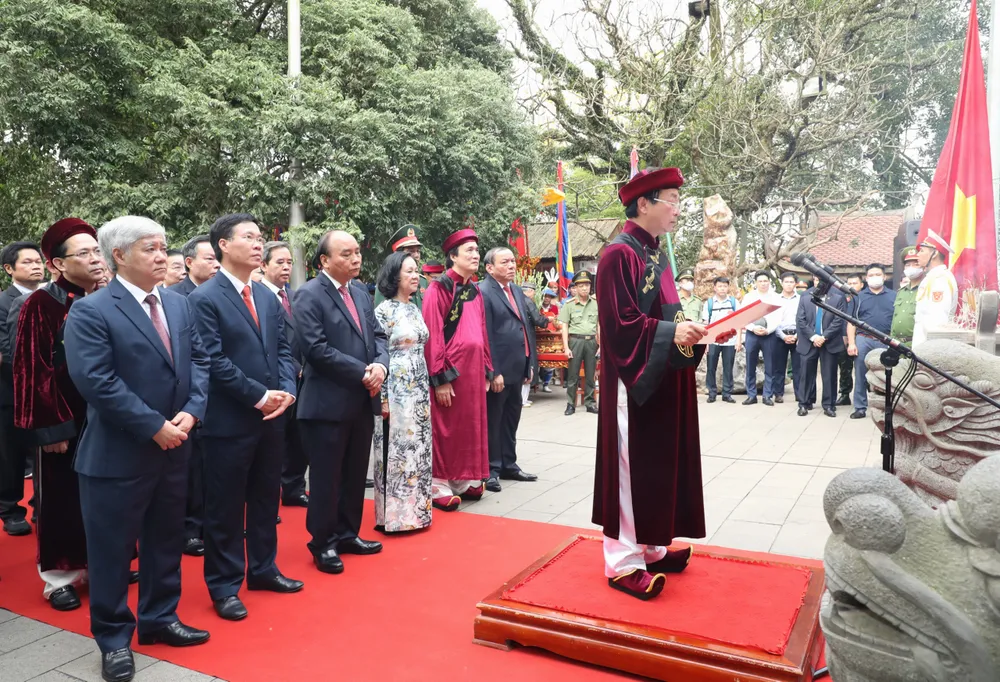 Thành kính dâng hương tưởng niệm các Vua Hùng  ảnh 2