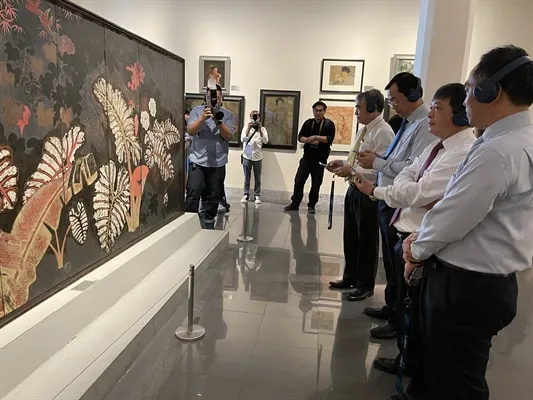 Khám phá kiệt tác mỹ thuật Việt qua nền tảng số ảnh 1