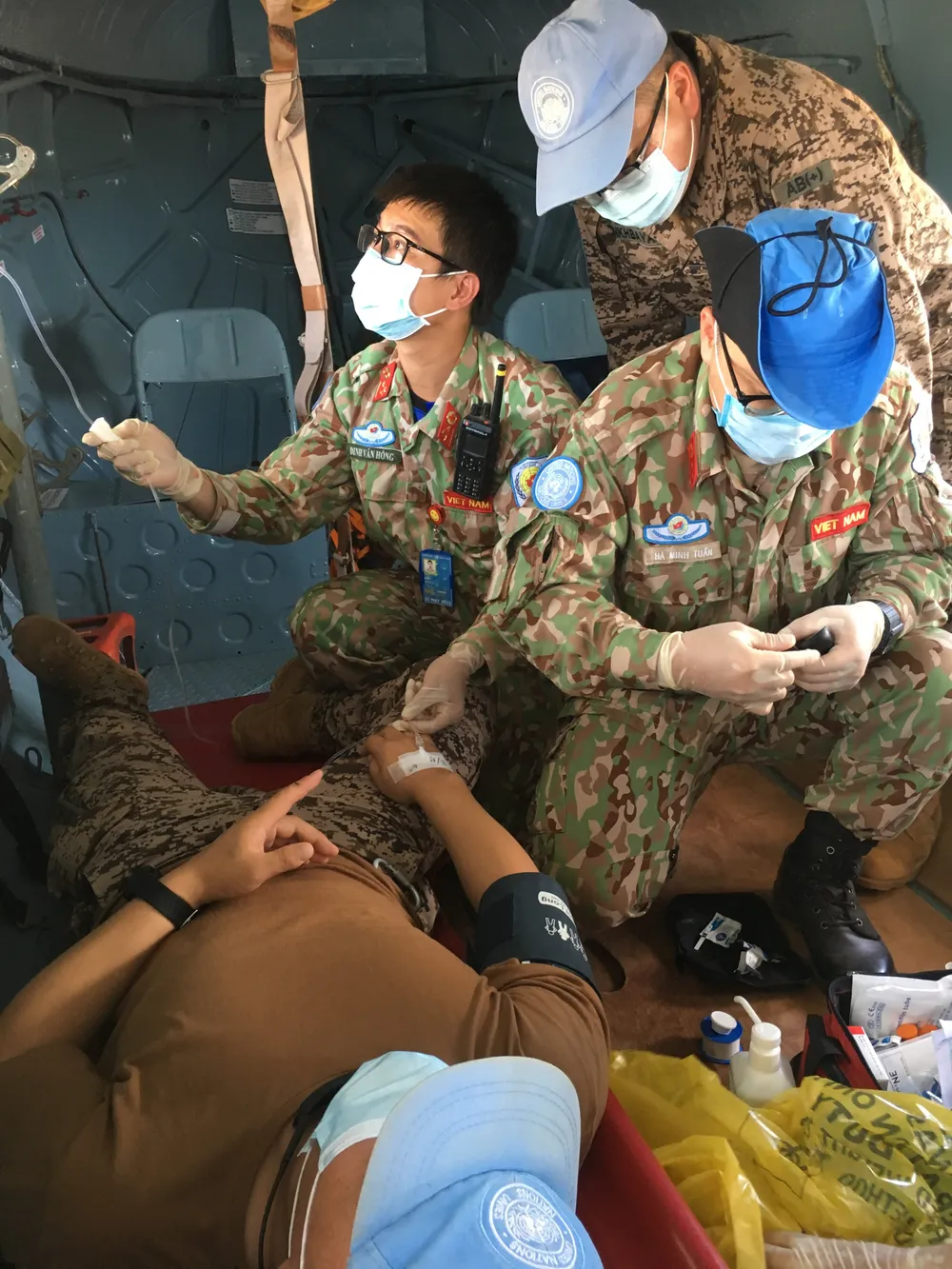 Thiếu tướng Hoàng Kim Phụng: Màu cờ Việt Nam phủ rộng hơn trên bản đồ gìn giữ hòa bình thế giới ảnh 3