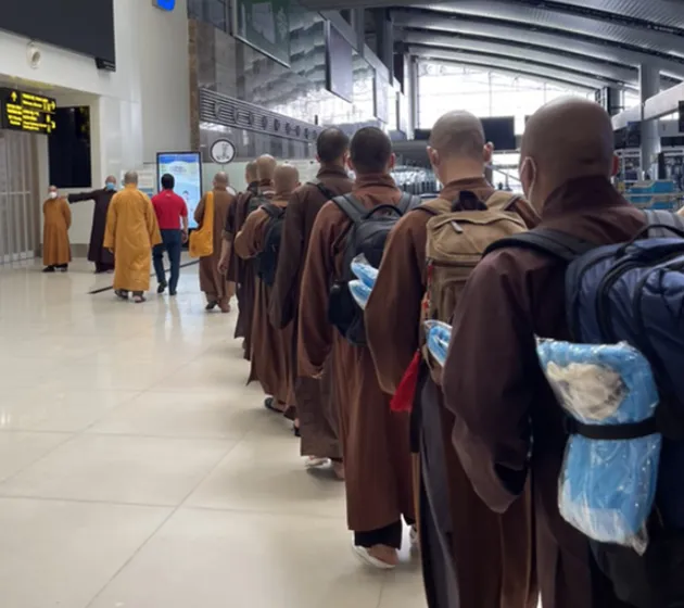  Tiếp tục kêu gọi các tăng, ni, phật tử có nghiệp vụ y tình nguyện tham gia chống dịch ảnh 1