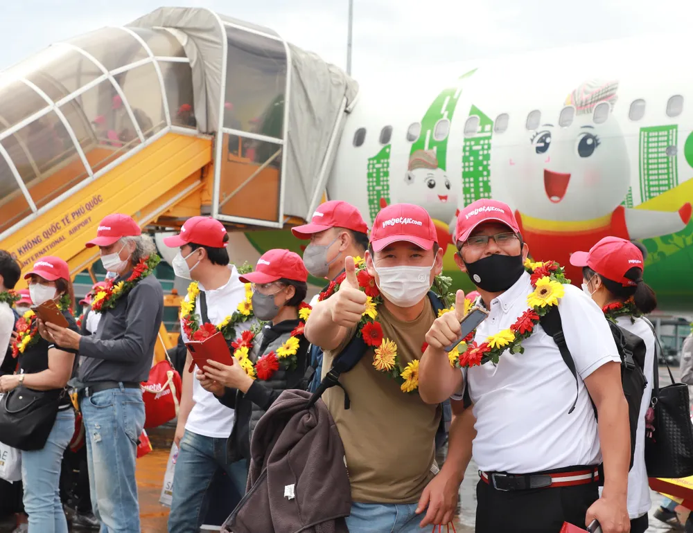 Du khách quay trở lại - những tín hiệu tích cực của du lịch Việt ảnh 1