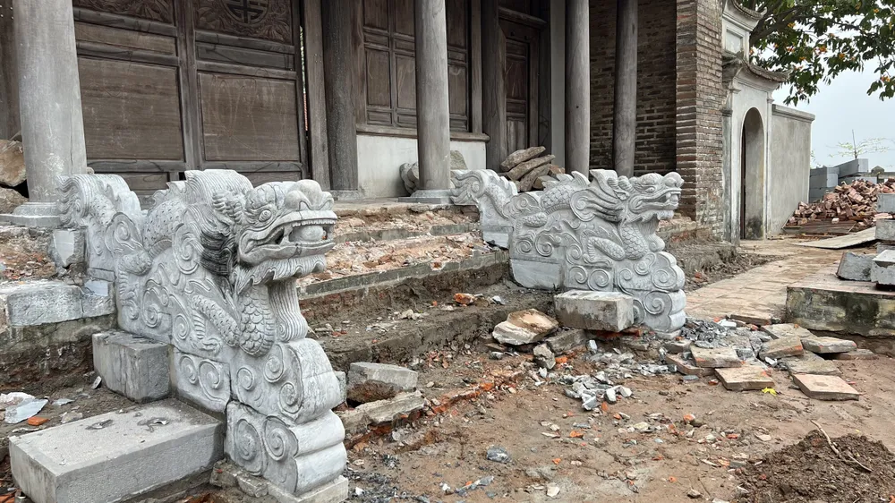 Vụ tu sửa đình Chèm: Khẩn trương báo cáo, đề xuất phương án xử lý  ảnh 1