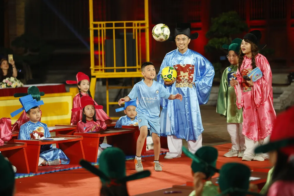 50 trạng nguyên nhí cùng đua tài tại Văn Miếu - Quốc Tử Giám ảnh 2